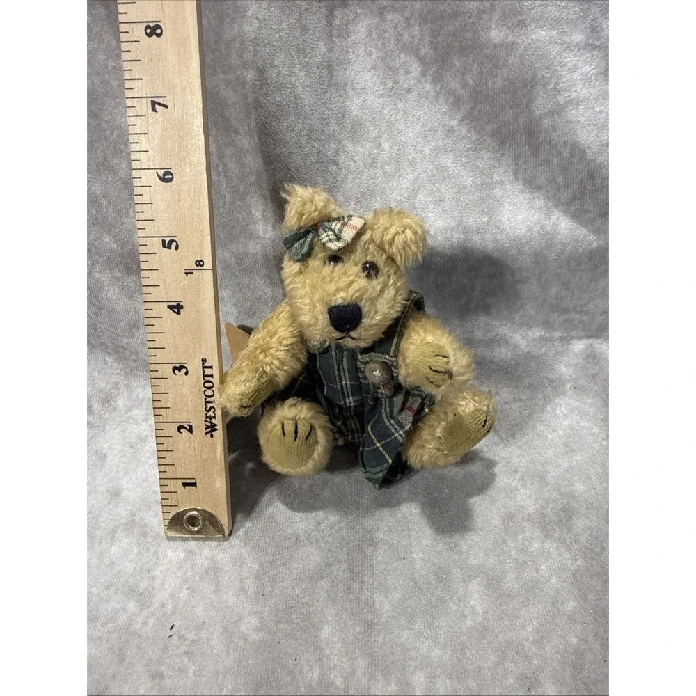 Boyds Bear Becky with Green Plaid Overalls and Hair Bow Tan NTW